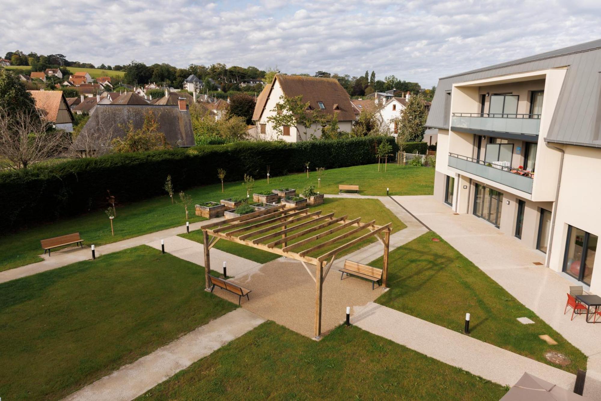 Les Boreales - Appart'Hotel & Restaurant Villers-sur-Mer Esterno foto